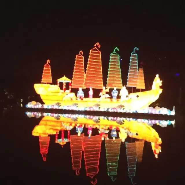 [Video] Mid-autumn festival of light #singapore by ricarda8888 on