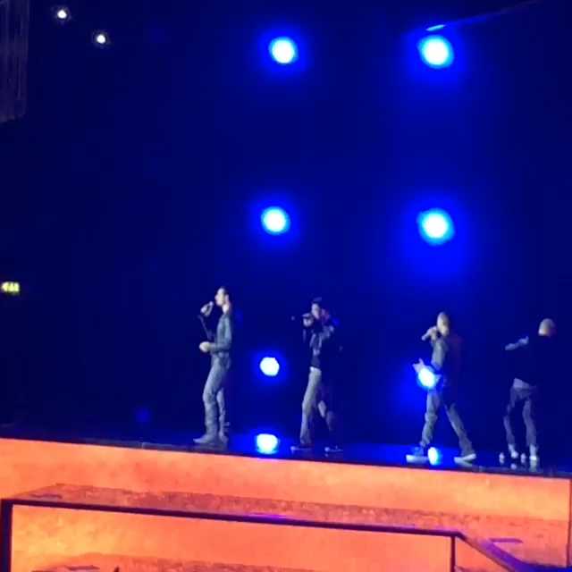 [Video] Backstreet Boys @ O2 London (2)