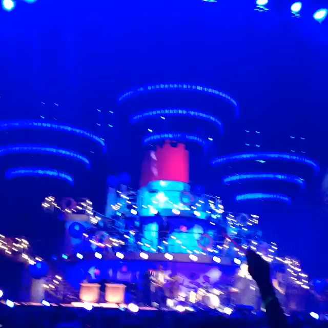 [Video] #robbiewilliams
