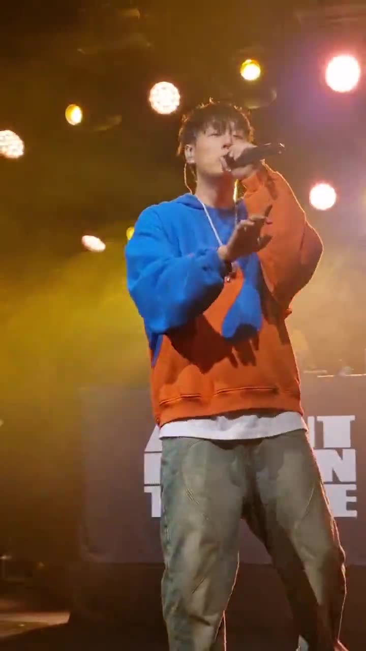 [Video] One of my favourites Nerdy Love 🕺 ❤️pH-1 in Frankfurt