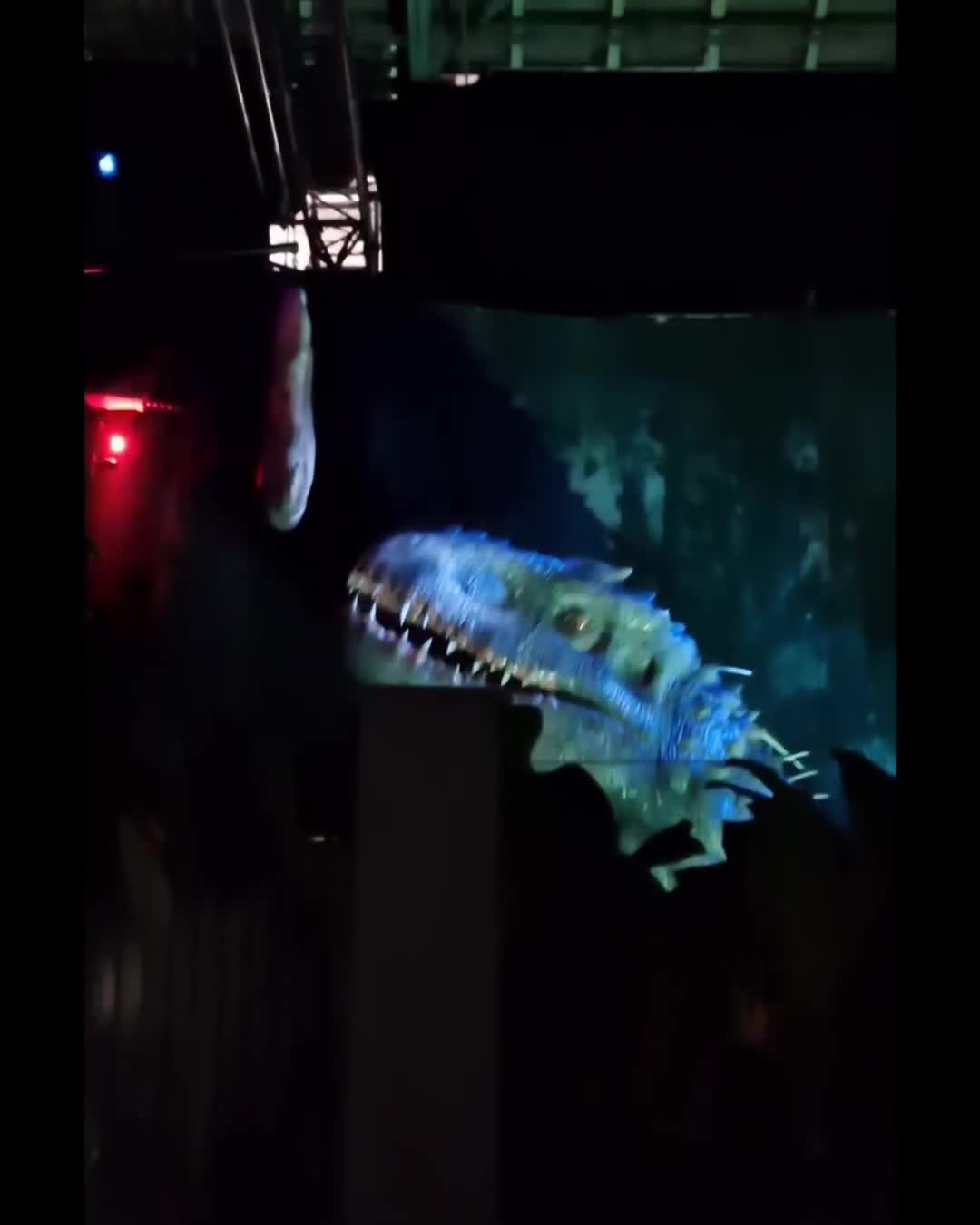 [Video] If you haven’t been: Go! Highly recommended : Jurassic World Exhibition 🦕 #Berlin