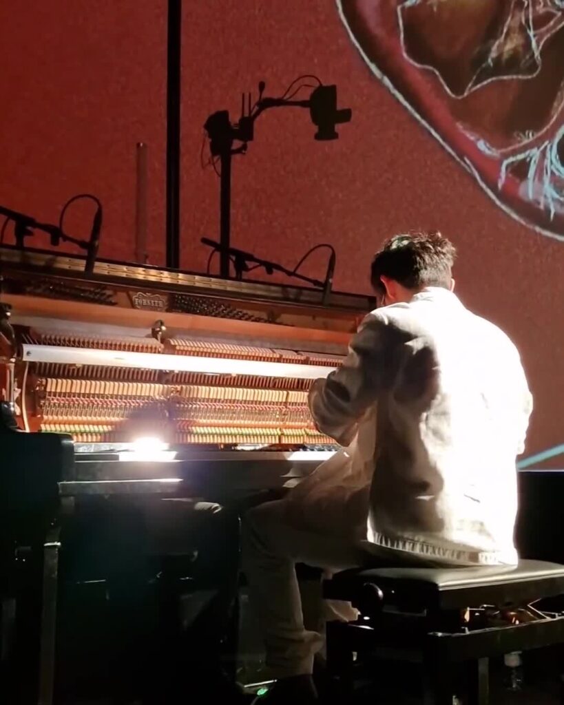 [Video] I saw Tony Ann in a Tiktok video originally. Playing the piano in a shopping mall and made a wish that one day I will be able to see him playing in person. This “one day” came much sooner than expected and happened in Berlin tonight. It was an amazing evening and actually in a fitting cool event location : an old cinema. Thank you @tonyannnn and see you again in November 🙏🏻 (that venue is a classical theatre 😁). #Berlin