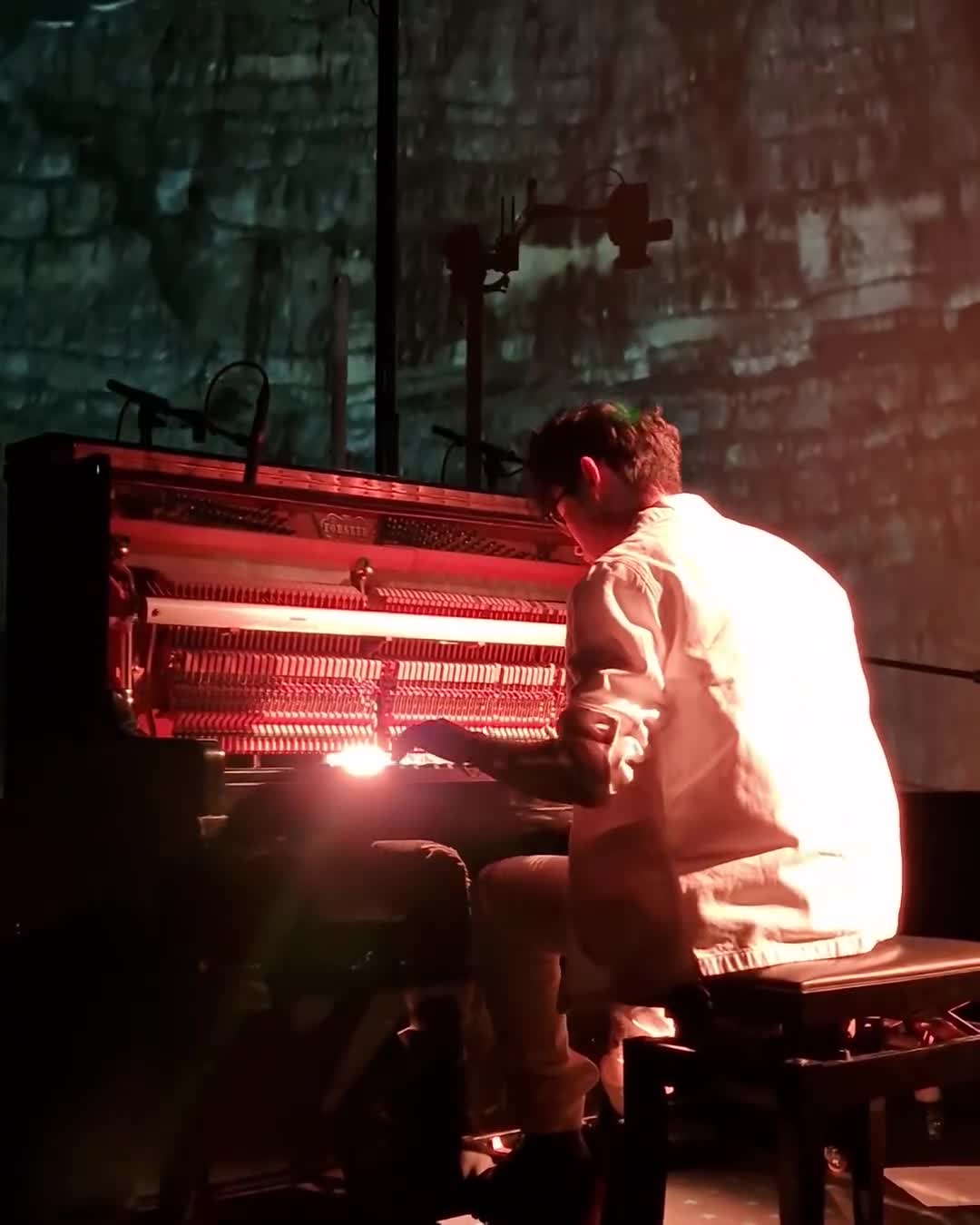 [Video] I saw Tony Ann in a Tiktok video originally. Playing the piano in a shopping mall and made a wish that one day I will be able to see him playing in person. This “one day” came much sooner than expected and happened in Berlin tonight. It was an amazing evening and actually in a fitting cool event location : an old cinema. Thank you @tonyannnn and see you again in November 🙏🏻 (that venue is a classical theatre 😁). #Berlin