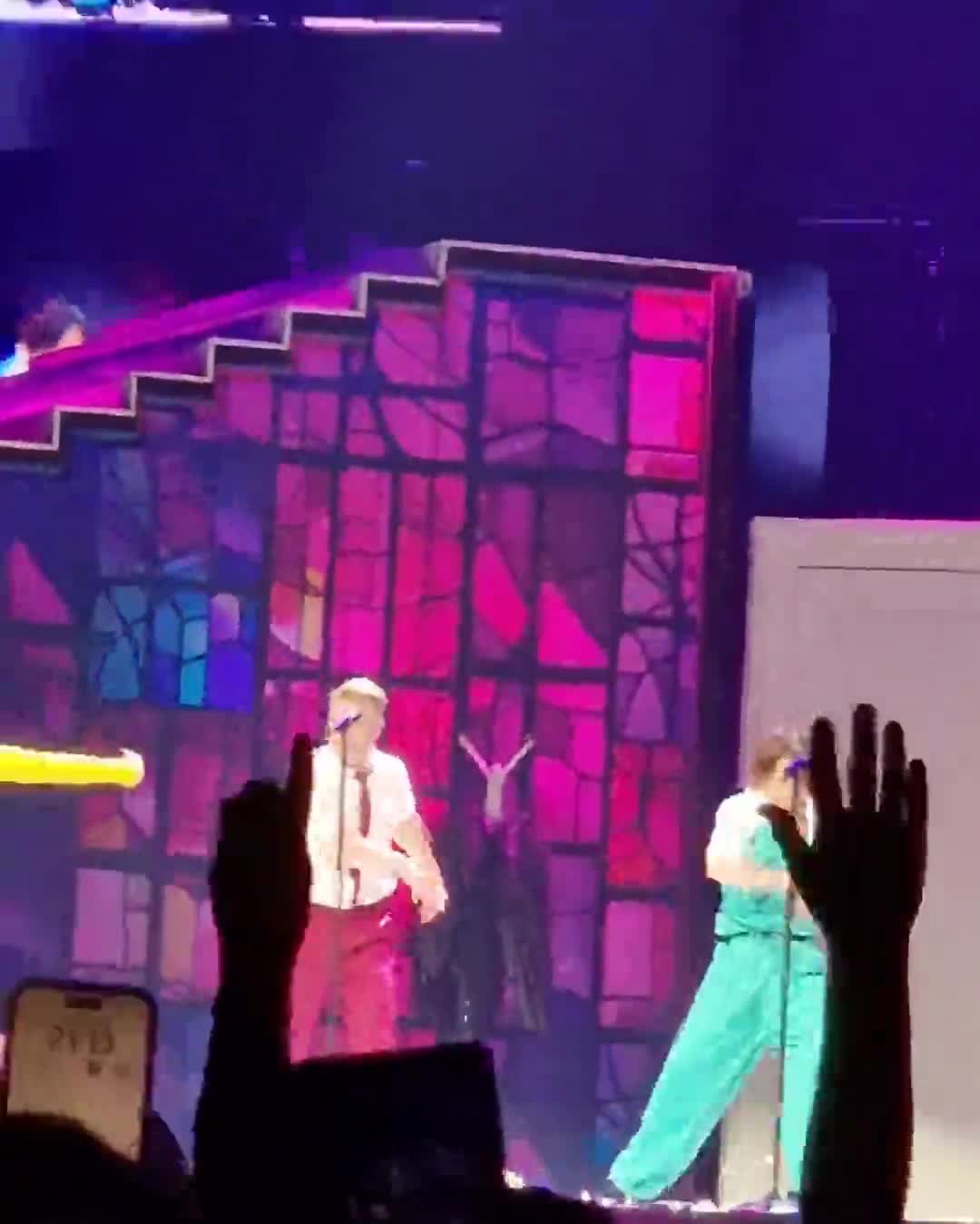 [Video] #TakeThat hometown #Manchester