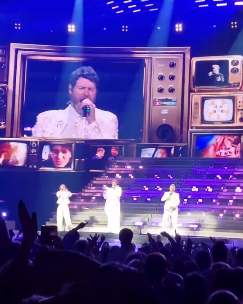 [Video] #TakeThat hometown #Manchester