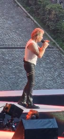 [Video] #Nessaja Peter Maffay with special guests Tim Bendzko and Johannes Oerding – Peter Maffay extra show in #Berlin #FarewellTour at #Waldbühne