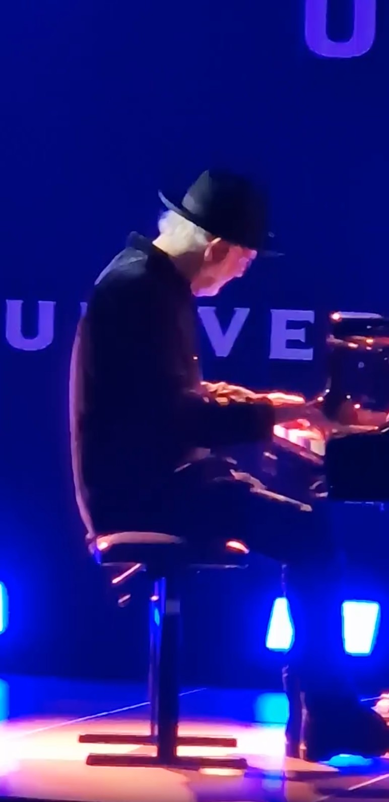 [Video] Ludovico Einaudi at Universal Music special event 🎶 🙏🏻