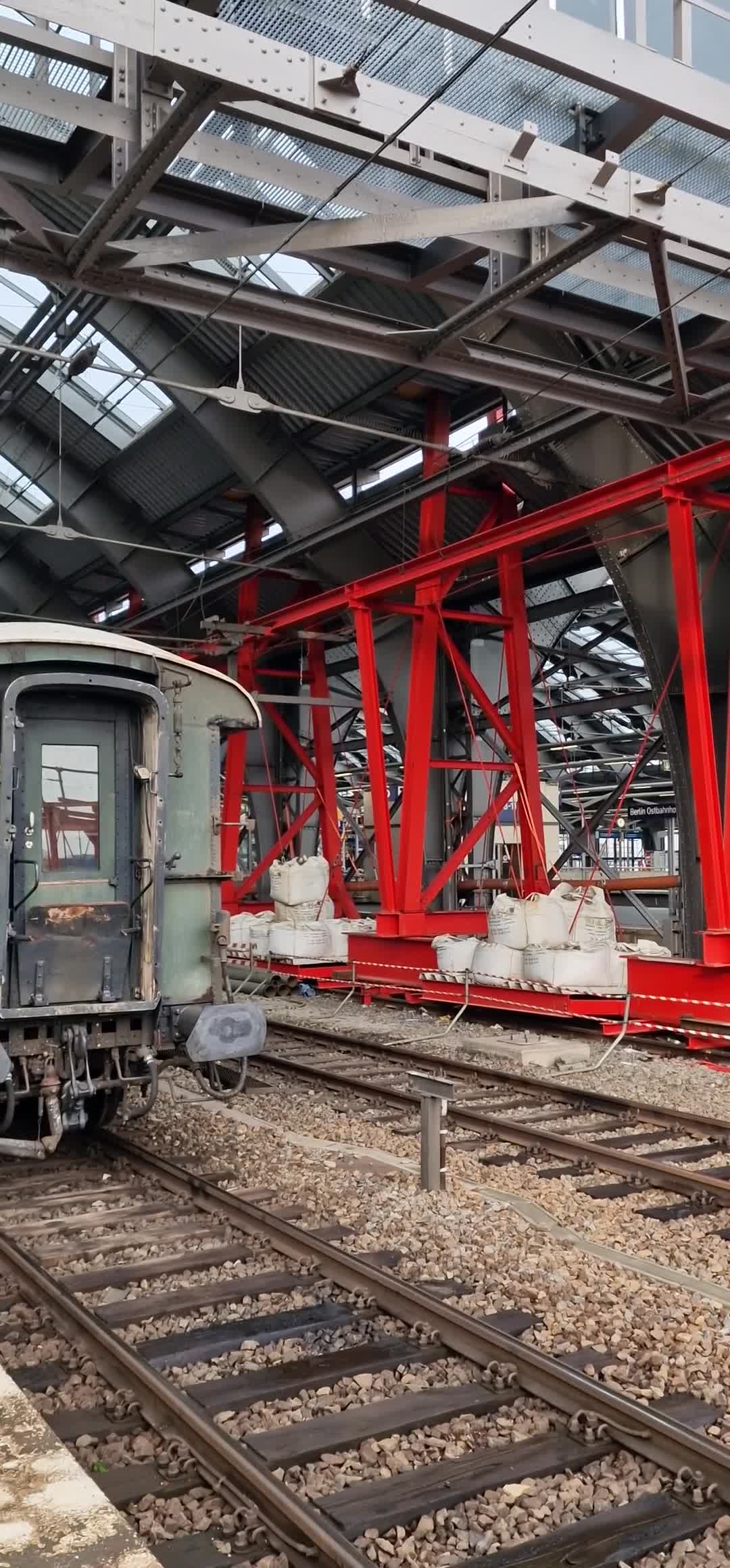 [Video] Mit der #Dampflok von #Berlin nach #Potsdam. 🚂