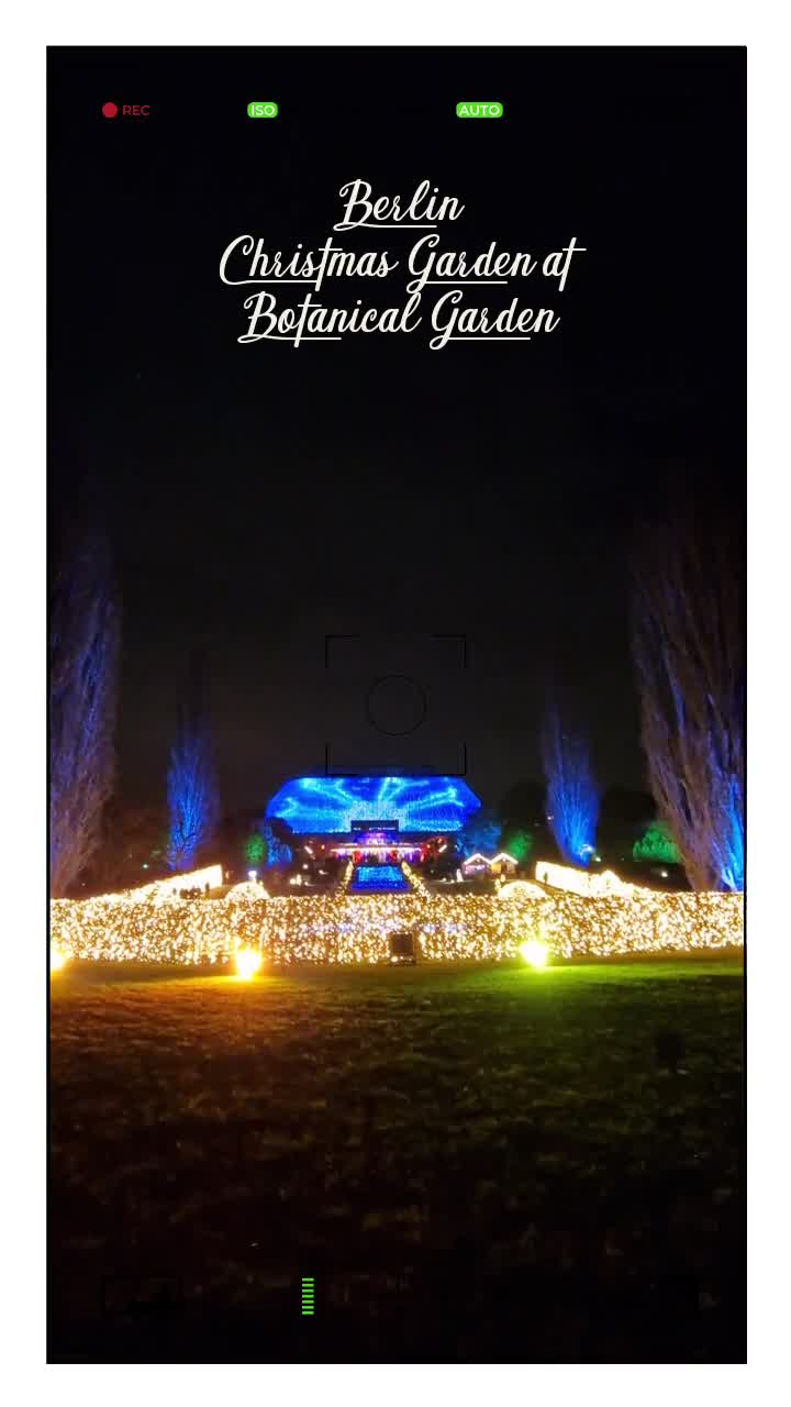 [Video] #Christmas Garden at Botanical Garden in #Berlin . Beautiful light show 🌟#Berlin #Germany #photography #BerlinPhotography #photooftheday #nature #city #travel #urbanlife #UrbanPhotography