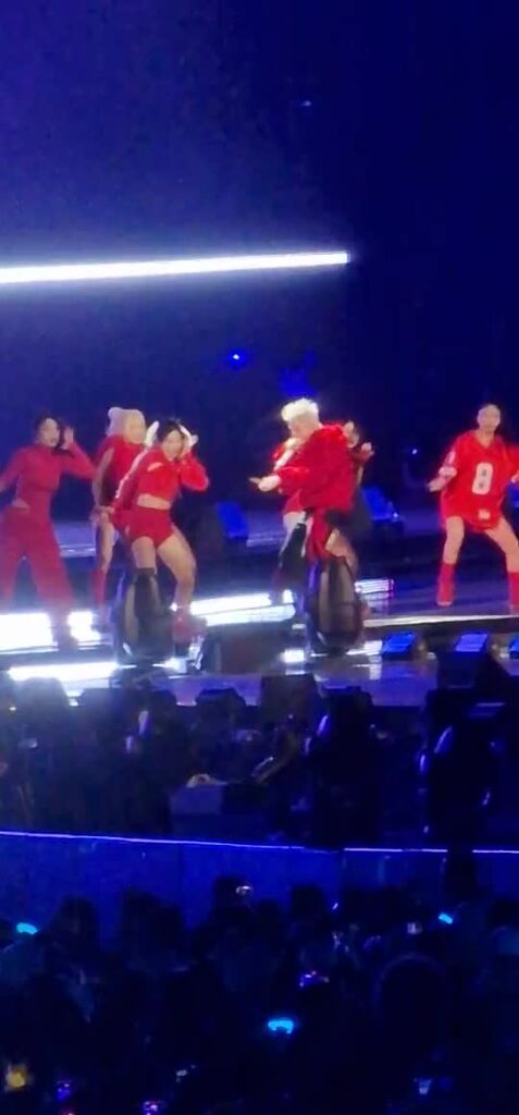 [Video] G-Dragon in Seoul – first concert after 8 years. Finally … 29th March 2025 Day 1

#GDragon #권지용 #지용 #Seoul #SouthKorea