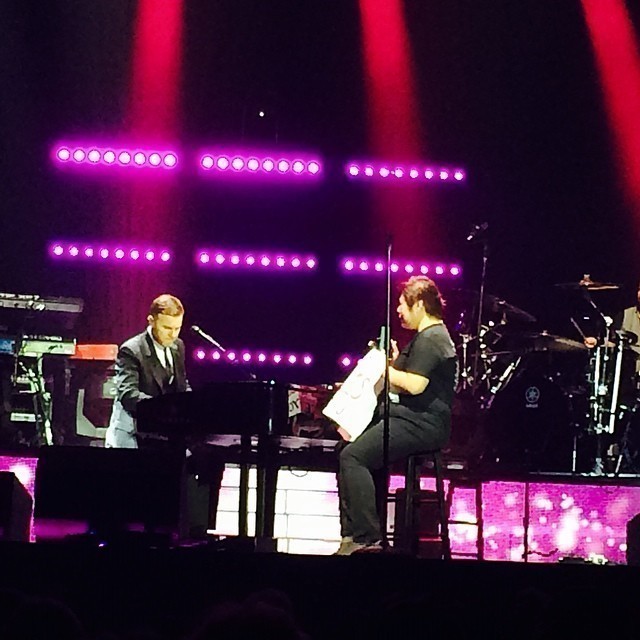 Gary Barlow singing A Million Love Songs to a Lady who came all the way from Malaysia. O2 #london