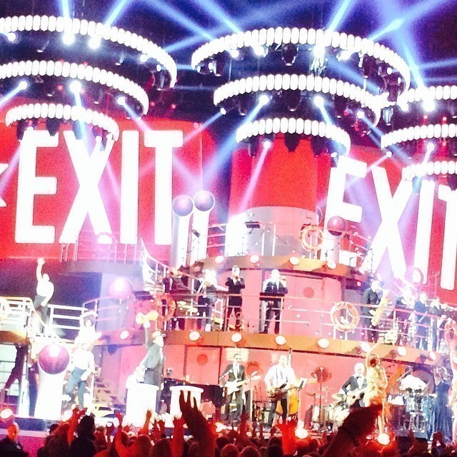 #robbiewilliams