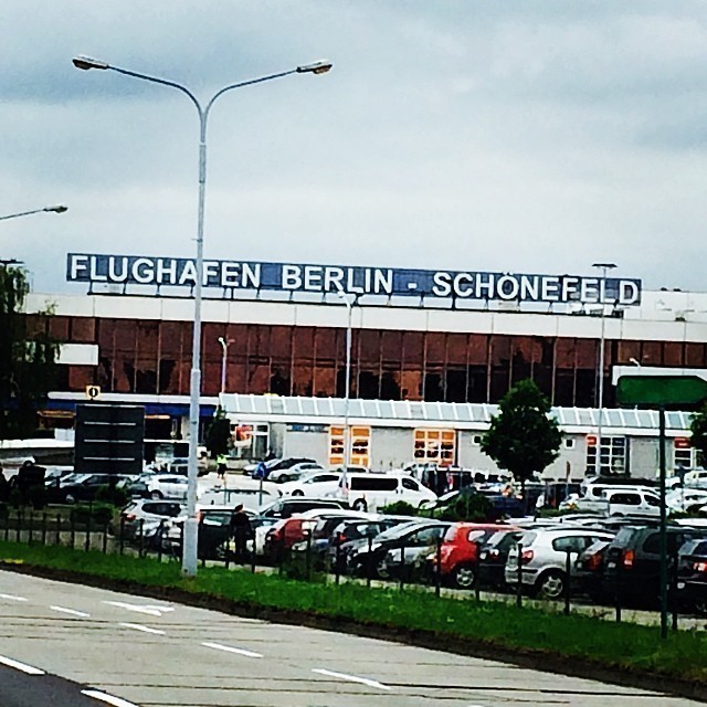 Who would have thought: flying from Flughafen Schönefeld one more time: SFX >>> London.