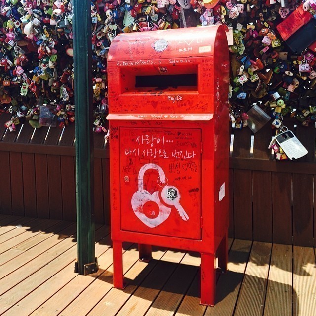 Forever sealed: here is where the keys to the locks are thrown in to keep the love locked forever. #love