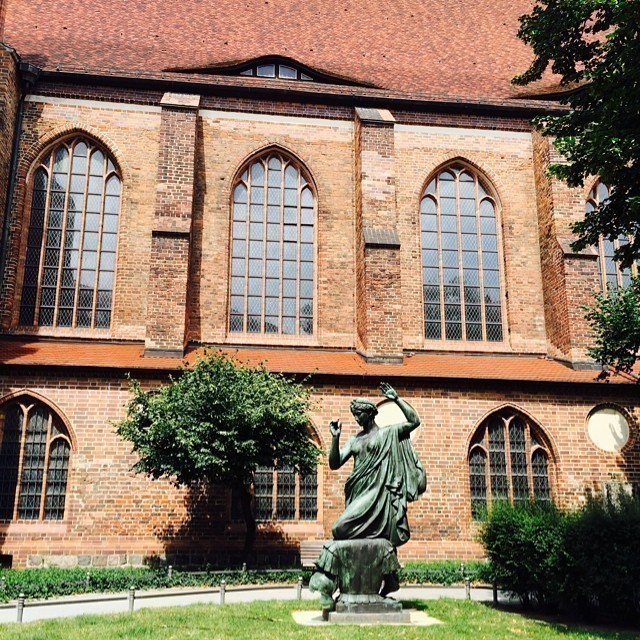 Right in the center of Berlin there is a district called Nikolaiviertel. It looks like part of the Middle Ages Berlin but was actually created artificially by the former East-Germany.