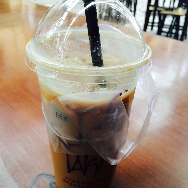 Wow never had an iced almond tea – delicious. ^,^