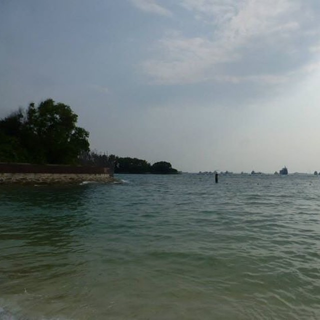 Some more #Singapore impressions. I don’t think I ever swam in such warm sea water before.