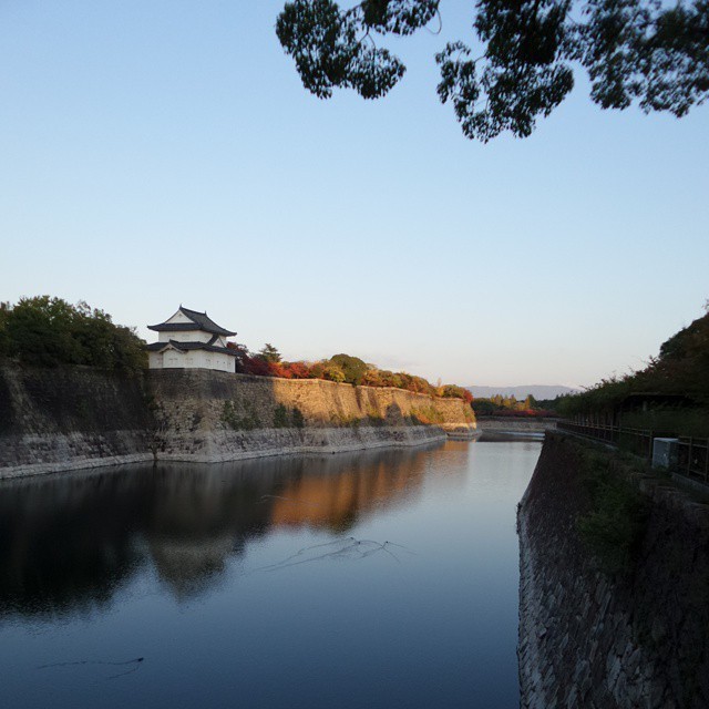 Outer moat of Osaka Castle. Thats it. I am hungry now. Bring some Osaka food ^,^