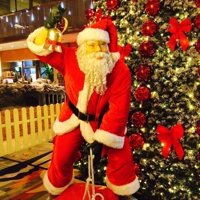Is it too early to wish you a merry Christmas? #Osaka