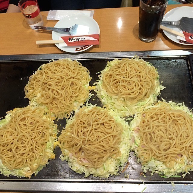 Back to our favourite past time: food: Okonomiyaki Step 2. Local to Osaka #osaka