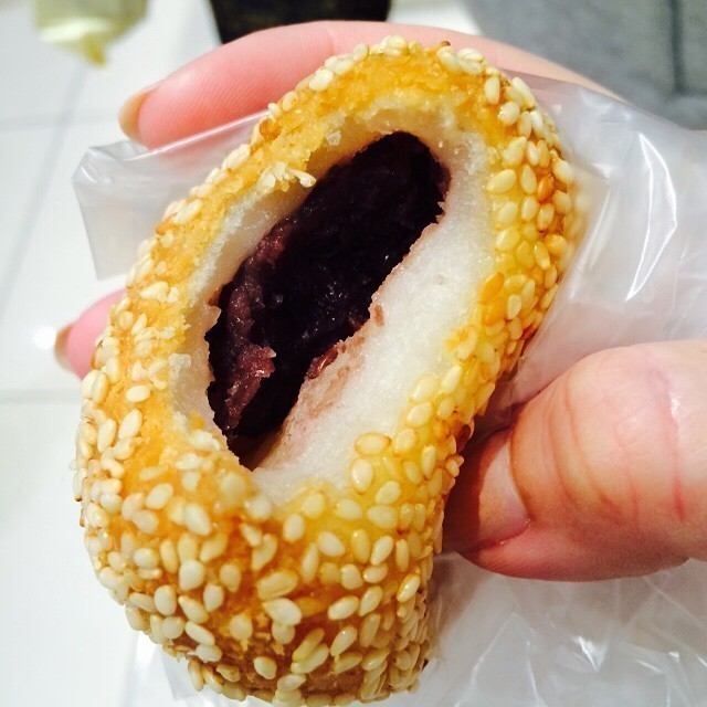 I miss Japanese food and snacks. This one was really nice. But don’t ask me what exactly it was ^,^