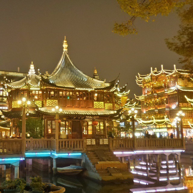 The old city center with its recreated Ming and Qing houses lit-up at night. #Shanghai