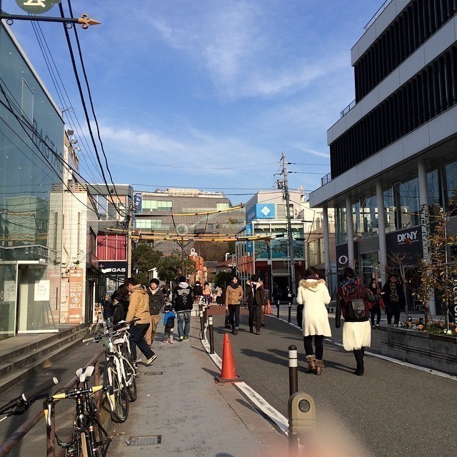 Not sure where I am but I am enjoying this stroll off the main road. #tokyo