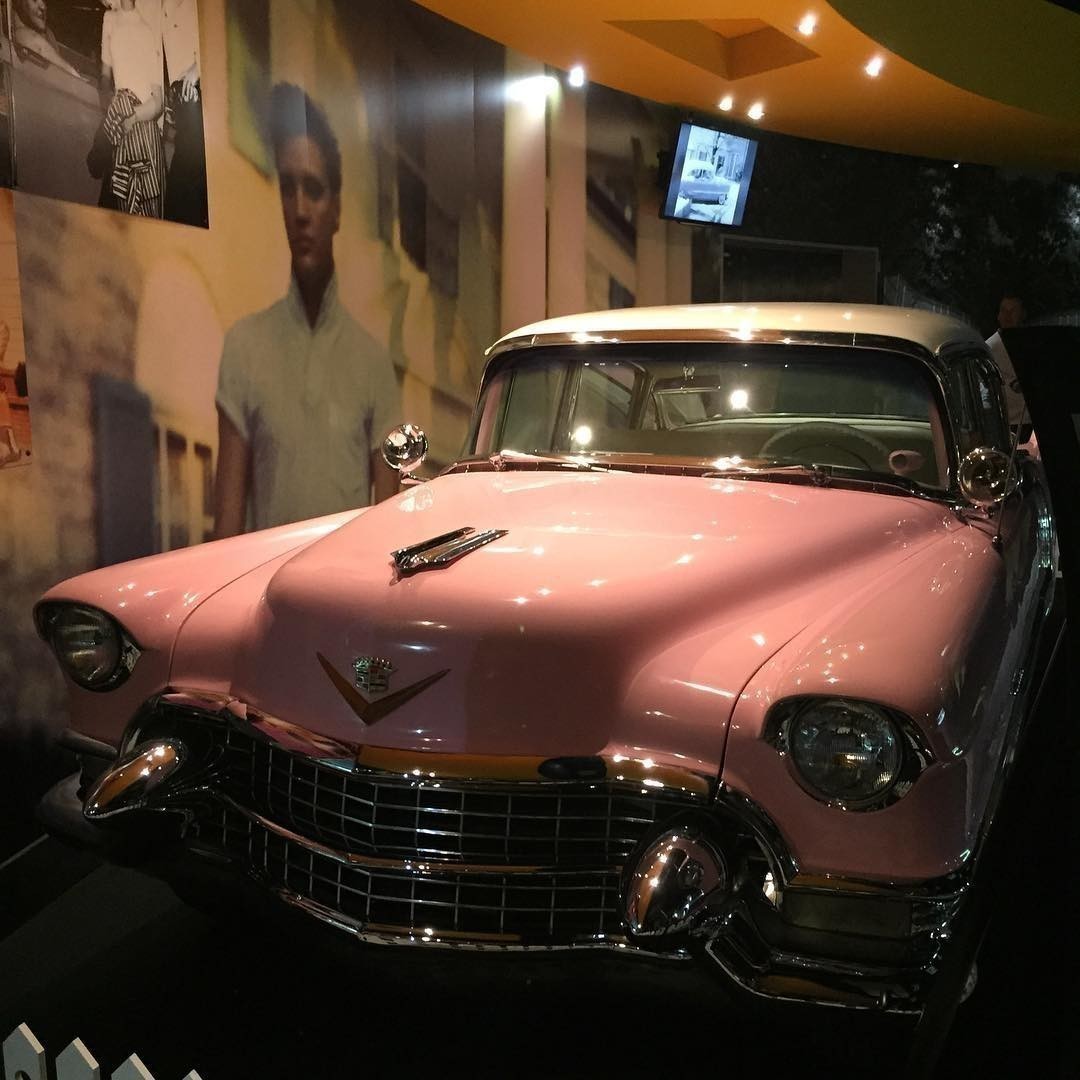 The famous pink Cadillac by Elvis or rather that Elvis gave his@mom Gladys. #Elvis