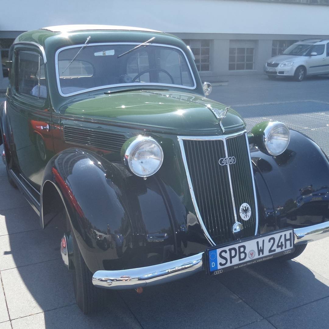 Old building. Old cars.