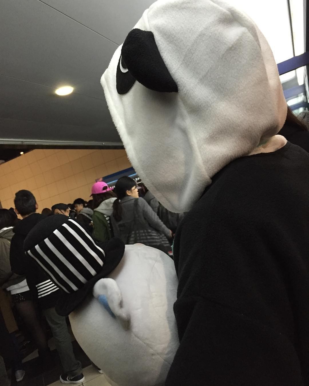 Seriously! Look! 😃 Waiting next to a Panda.