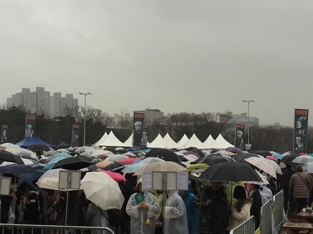 Horribly rainy day for a concert 😢