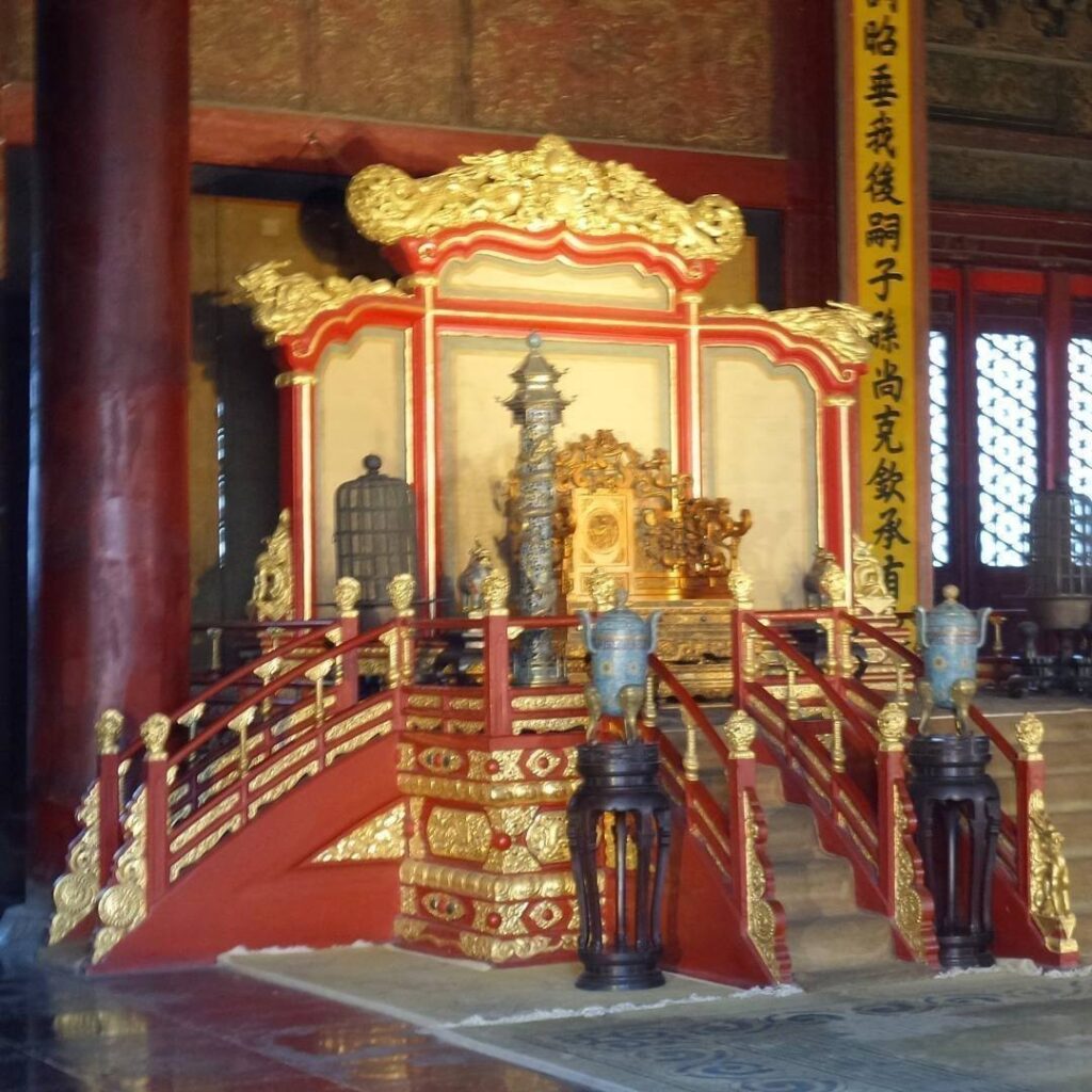 I finally made it. I am in the forbidden city. #Beijing