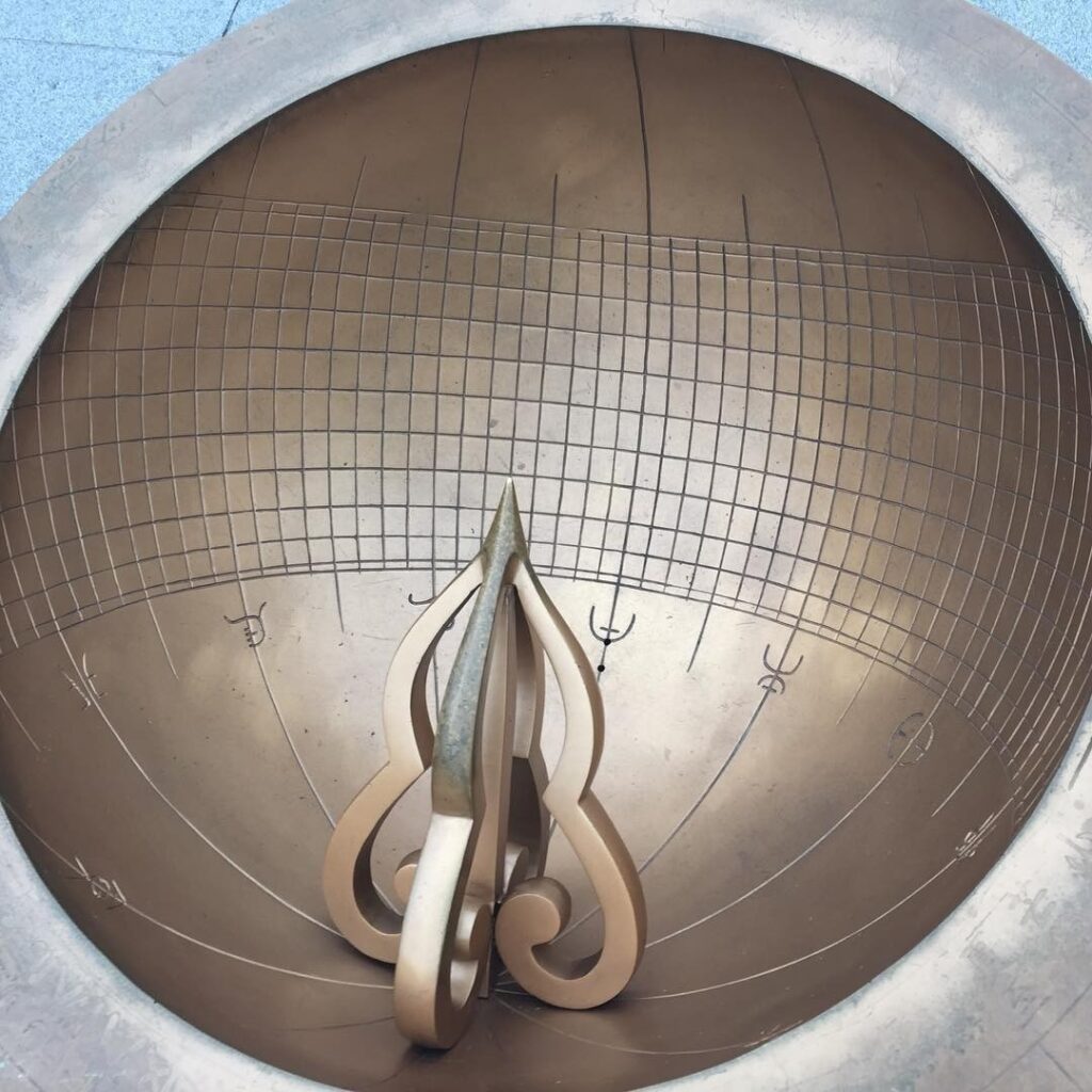 #sundial invention by