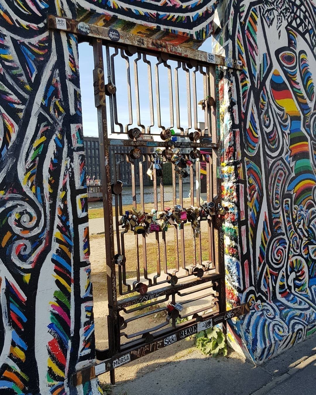 #EastSideGallery
