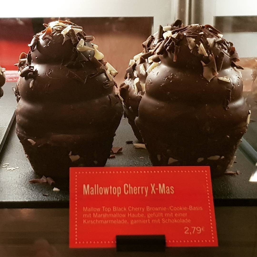 Now I am hungry. #Christmas season 😁😎