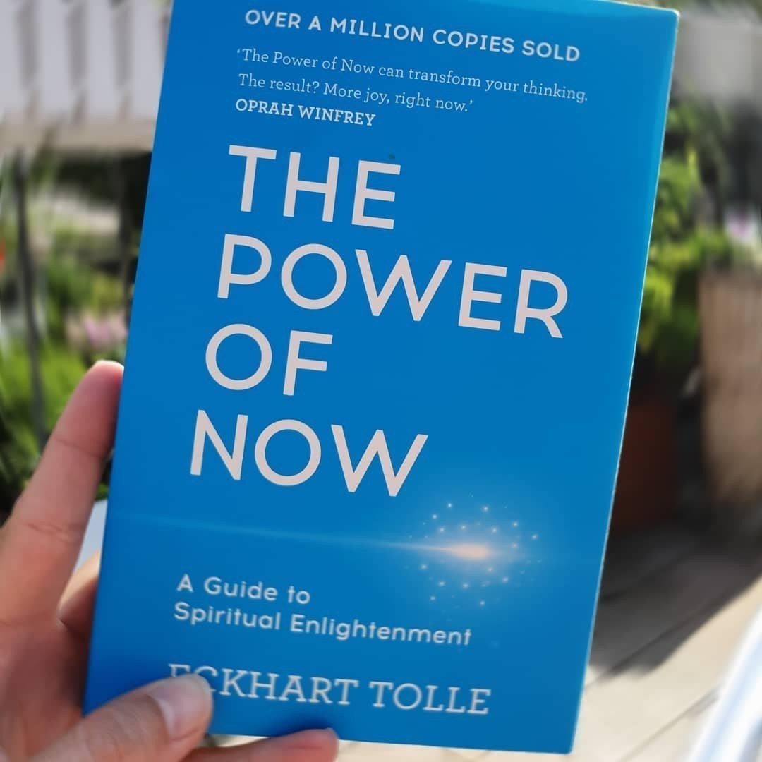 This is my recommendation for anyone who is ready… . . And don’t focus on the term spiritual enlightenment. It is way more than that and should not be pushed into any drawers like esoteric or new age. . Anyone here who read it? How would you describe it?
