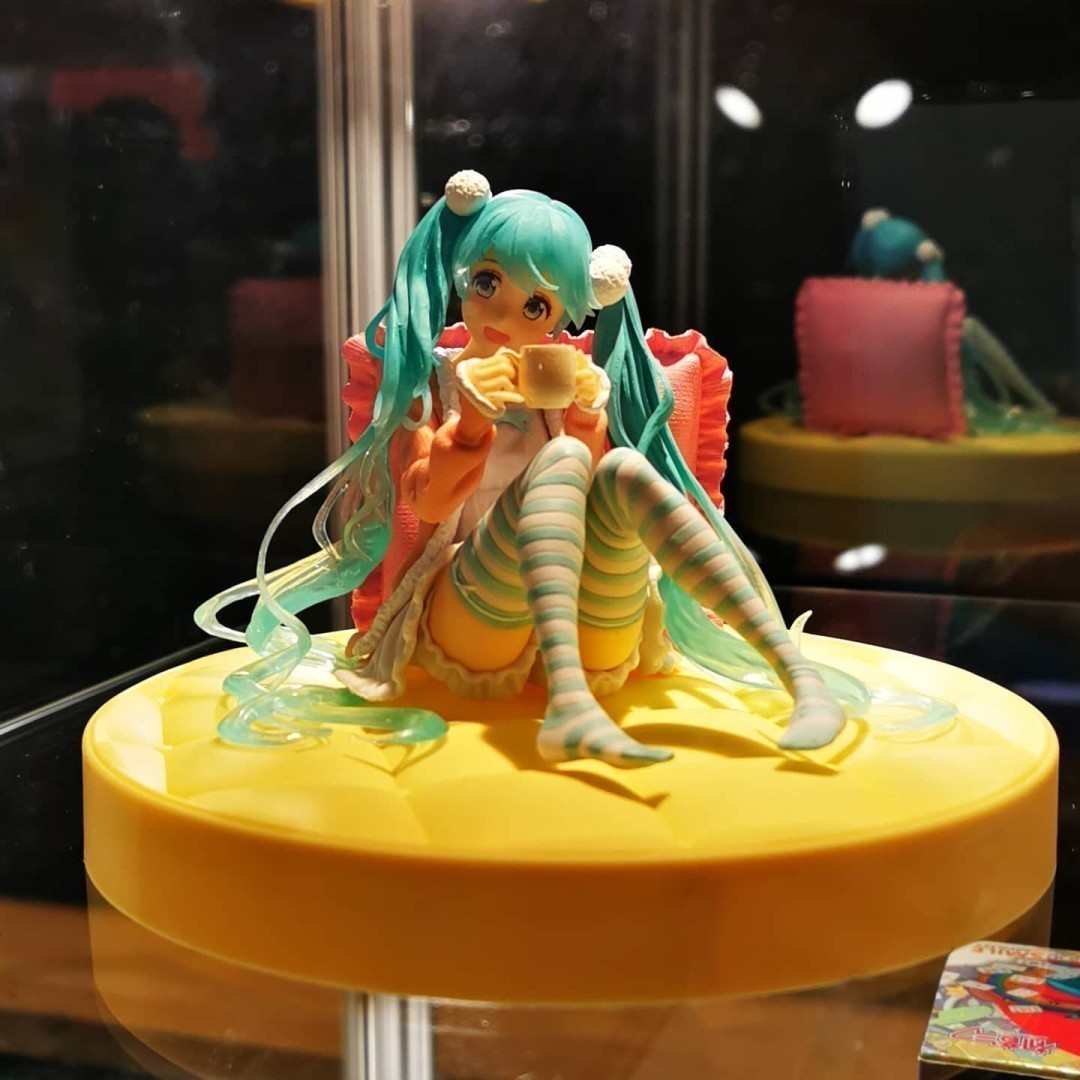 So I went to see #HatsuneMiku ‘live’ in Berlin. Crazy…