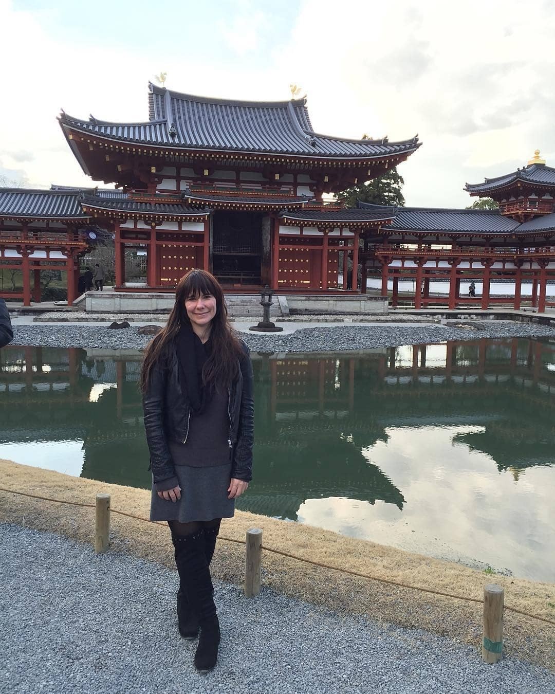 I miss travelling 😢 #Throwback January 2016 Byodo-In Temple Uji Japan (about an hour by train north
