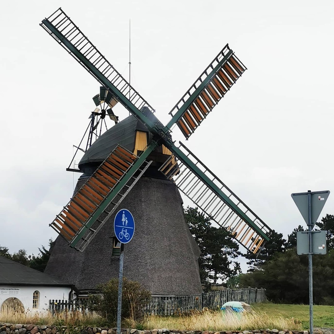 #Amrum – unfortunately the weather turned against us. So we did an island tour in a local car-pulling-a-train