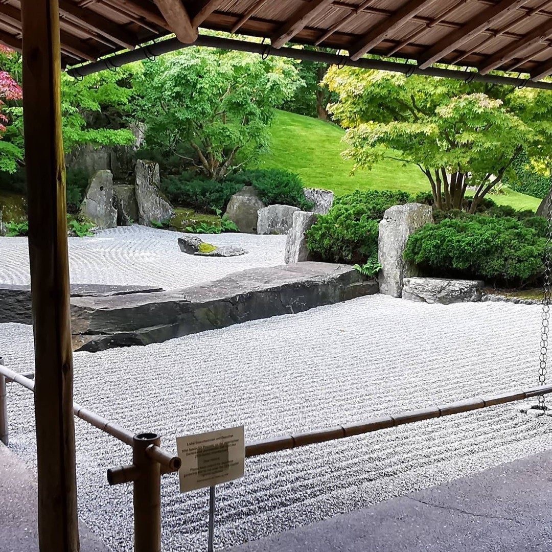 Love visiting Gardens of the World in Berlin with their variety of themed Gardens from Japan, China, Korea, Italy, England, the Orient and many more.