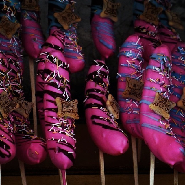 Fancy some funky bananas? #tokyo