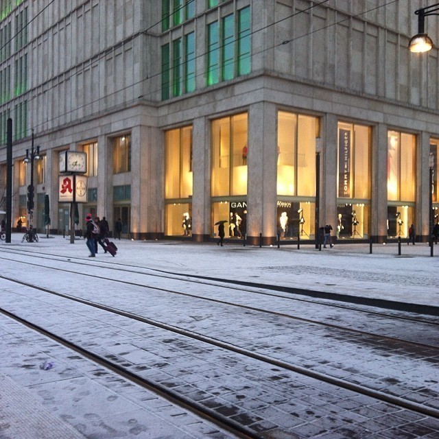 First Snow in Berlin this Winter, expected temperature will drop to minus 10* C. #berlin