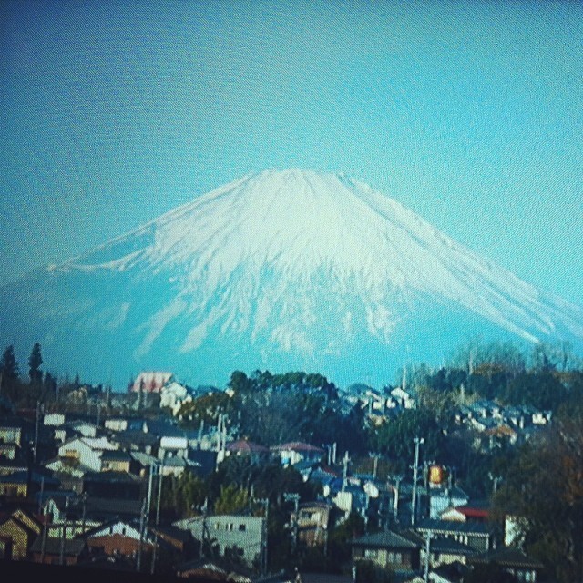 Mount Fuji preview #japan on our way to Kyoto.