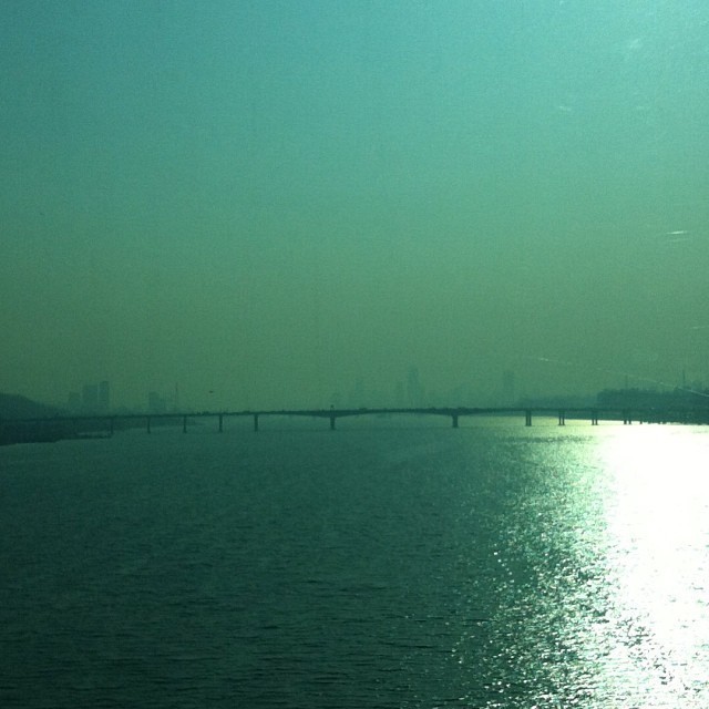 One last time on this trip: Han river. On my way to the airport. No wireless later so you won’t be hearing from me until tomorrow.