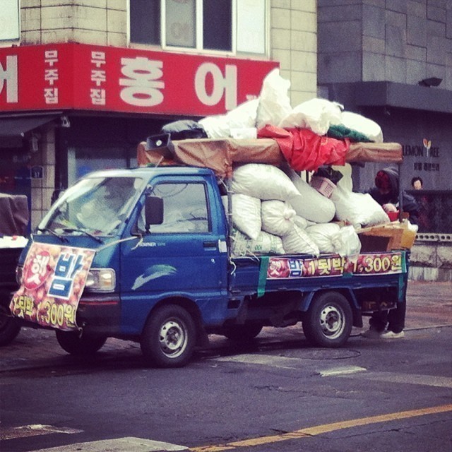 Transporting goods in Seoul, Korea. #seoul