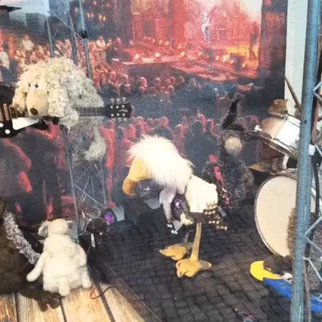[Video] And the latest rock band to break through ….