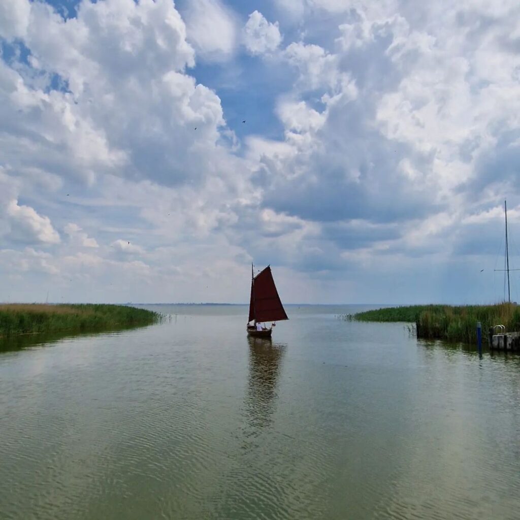 The #Bodden side of #Ahrenshoop. This is on the opposite side of the village and is a couple of inland lakes connected to the sea. So to the North is the Baltic Sea and to the south are the Bodden.
