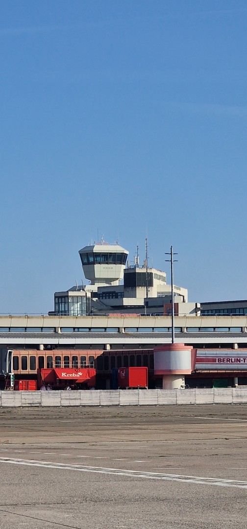Tegel Airport #TXL current status of the remodelling of these protected buildings – 50 years after opening #50thanniversary #TXL50years #TXL #Tegel #Berlin