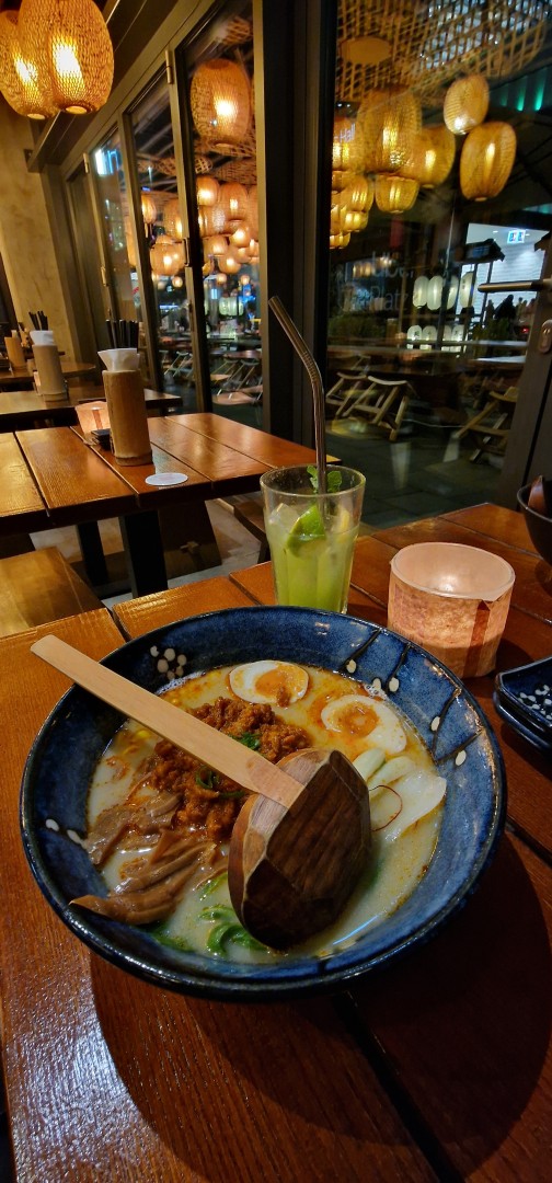 #Shibuya in #Berlin – yummy evening with long-time friend Nicole 😋 💖