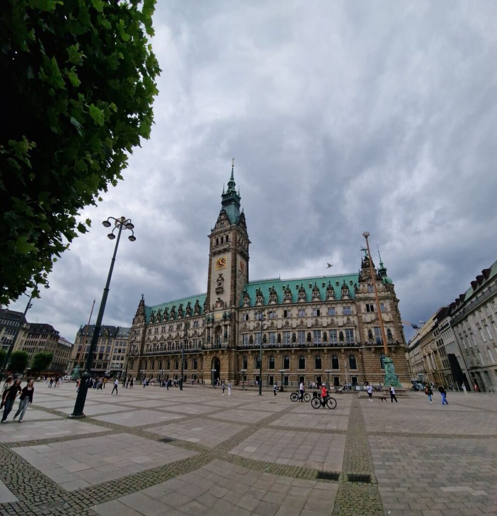 #Hamburg Rathaus